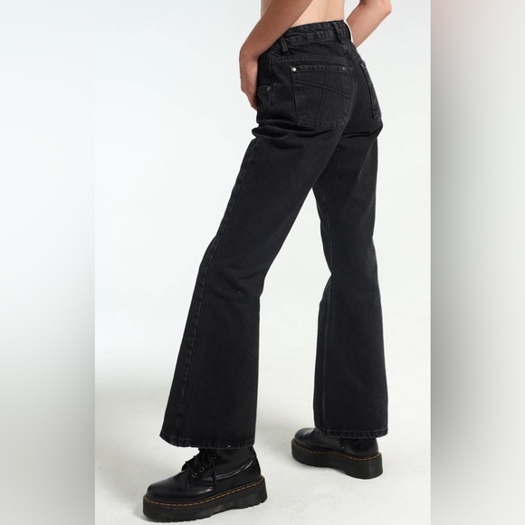 ragged priest boot cut black jean size 34 / size 16 mid rise slim flared pans - Picture 2 of 4